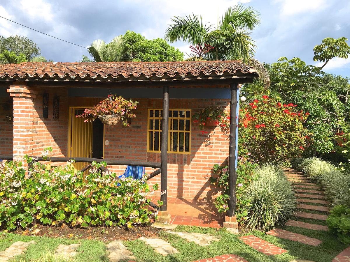 Cabanas La Carolina - Mesa De Los Santos Exterior photo